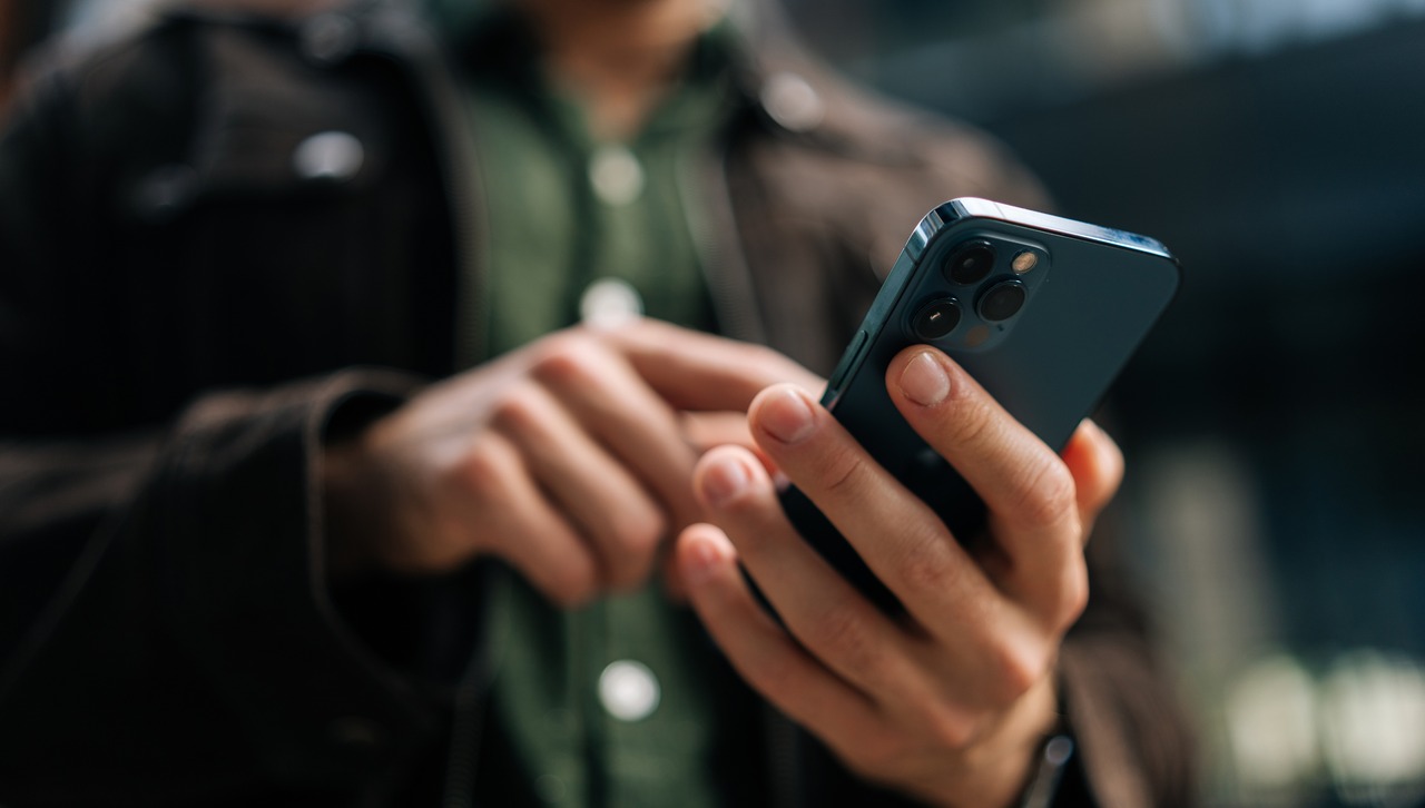 The Netherlands: KSA cracks down on illegal gambling ads in mobile gaming apps