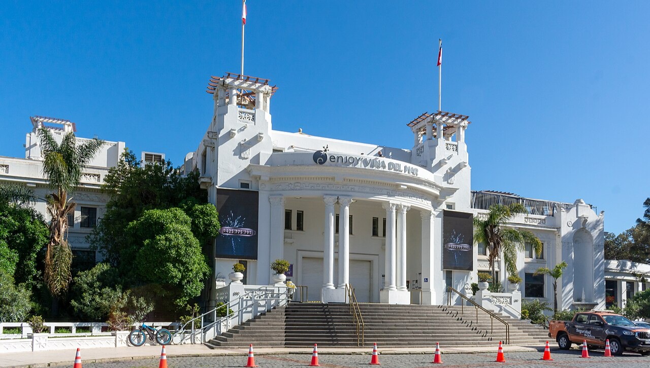 Chile orders Enjoy party halt, raids illegal casino